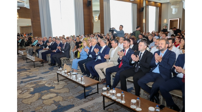 Dışişleri Bakanı Hakan Fidan bir dizi program kapsamında Manisa’ya geldi. 